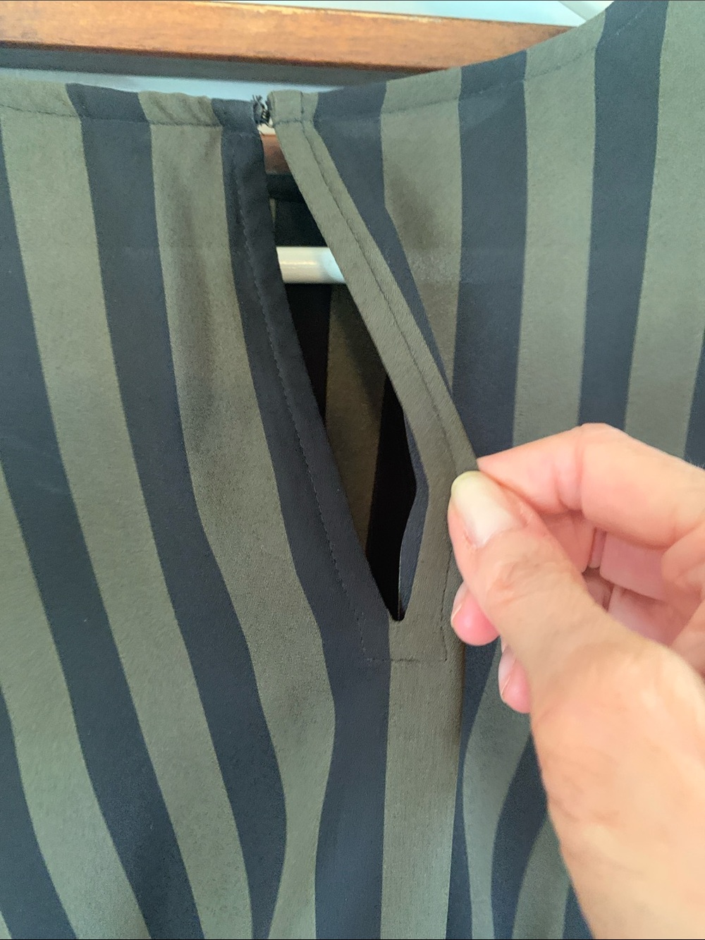 🎉NEW LISTING!🎉Express Olive & Black Striped Blouse - Picture 6 of 9